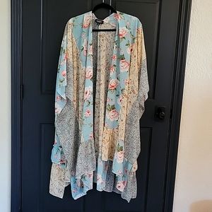 Boutique Floral Kimono